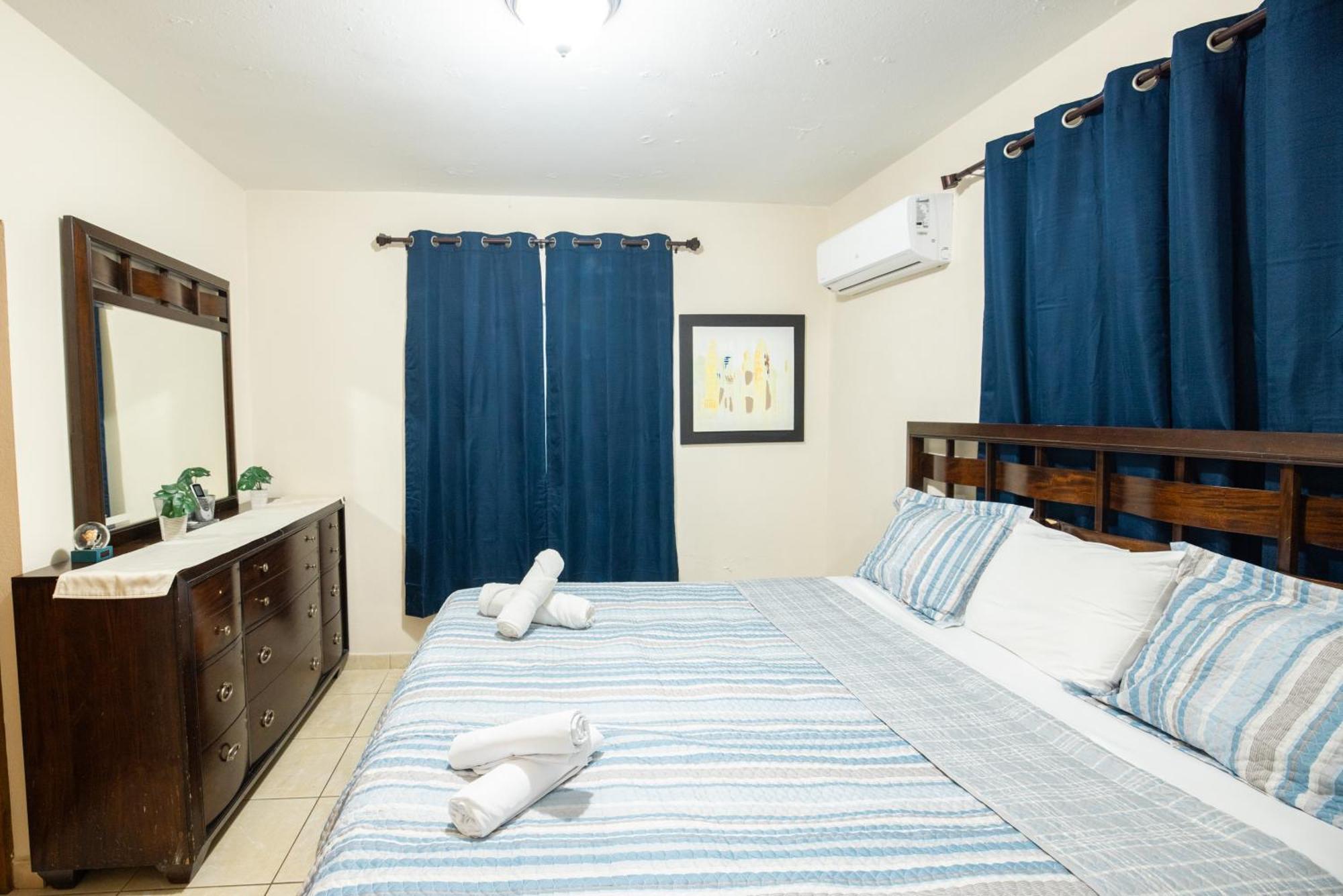 イサベラ Arenales Vacational Houseヴィラ エクステリア 写真