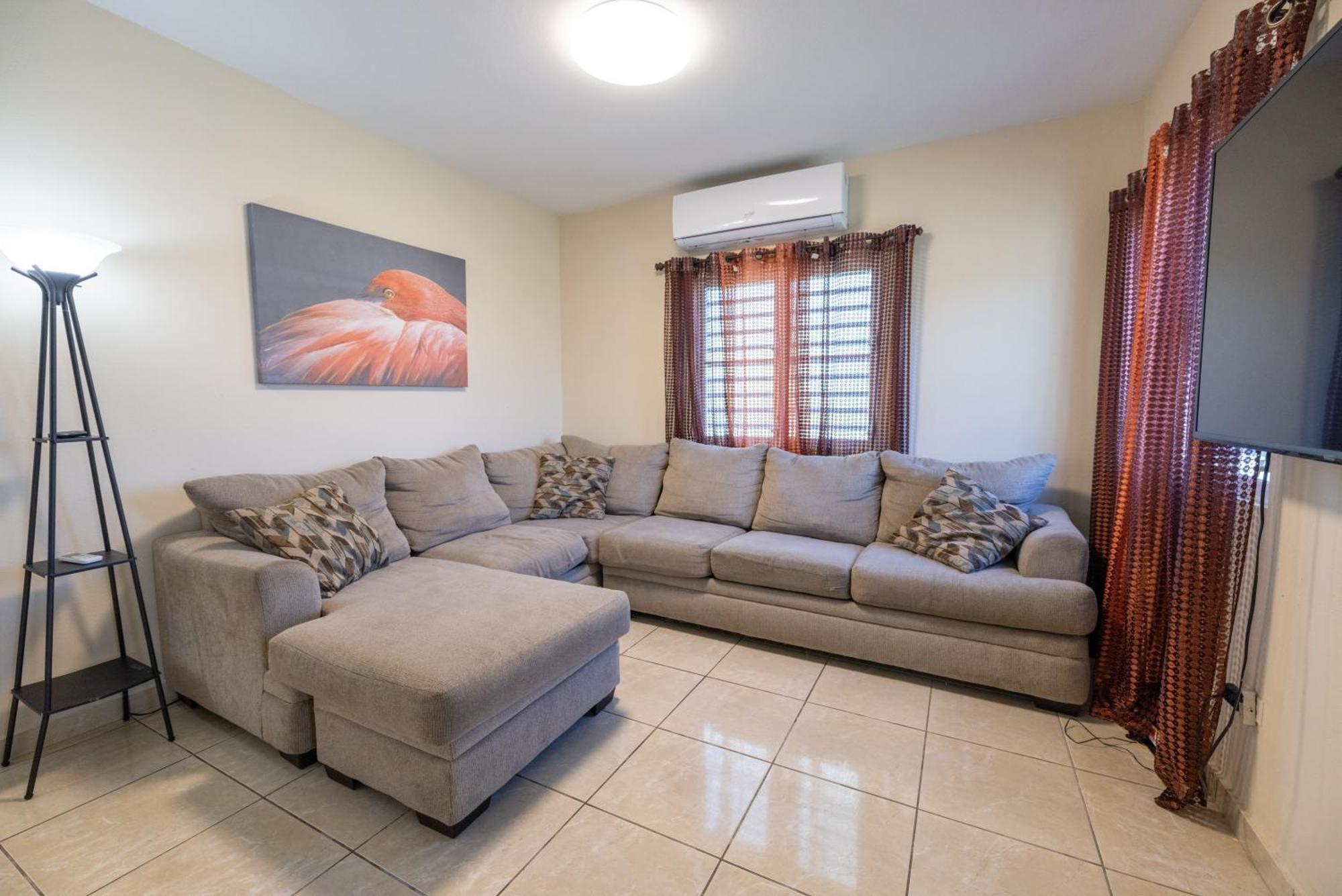 イサベラ Arenales Vacational Houseヴィラ エクステリア 写真