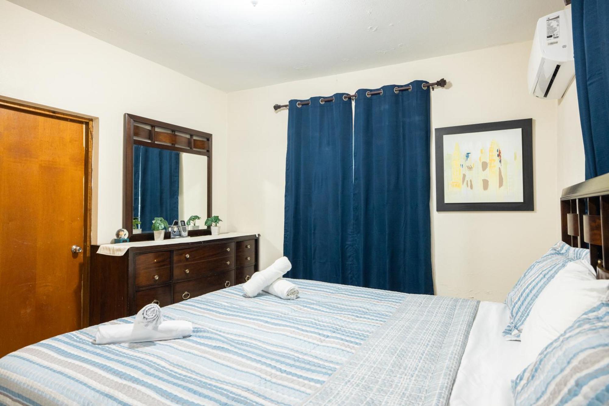イサベラ Arenales Vacational Houseヴィラ エクステリア 写真