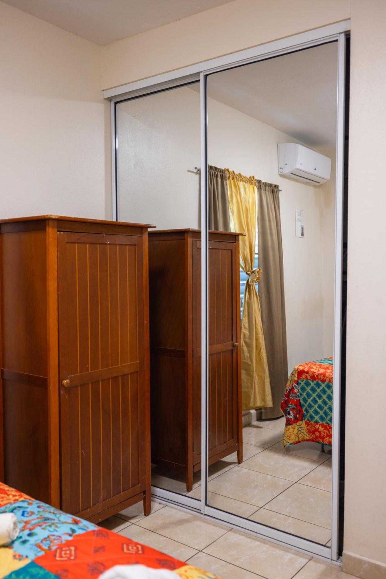 イサベラ Arenales Vacational Houseヴィラ エクステリア 写真