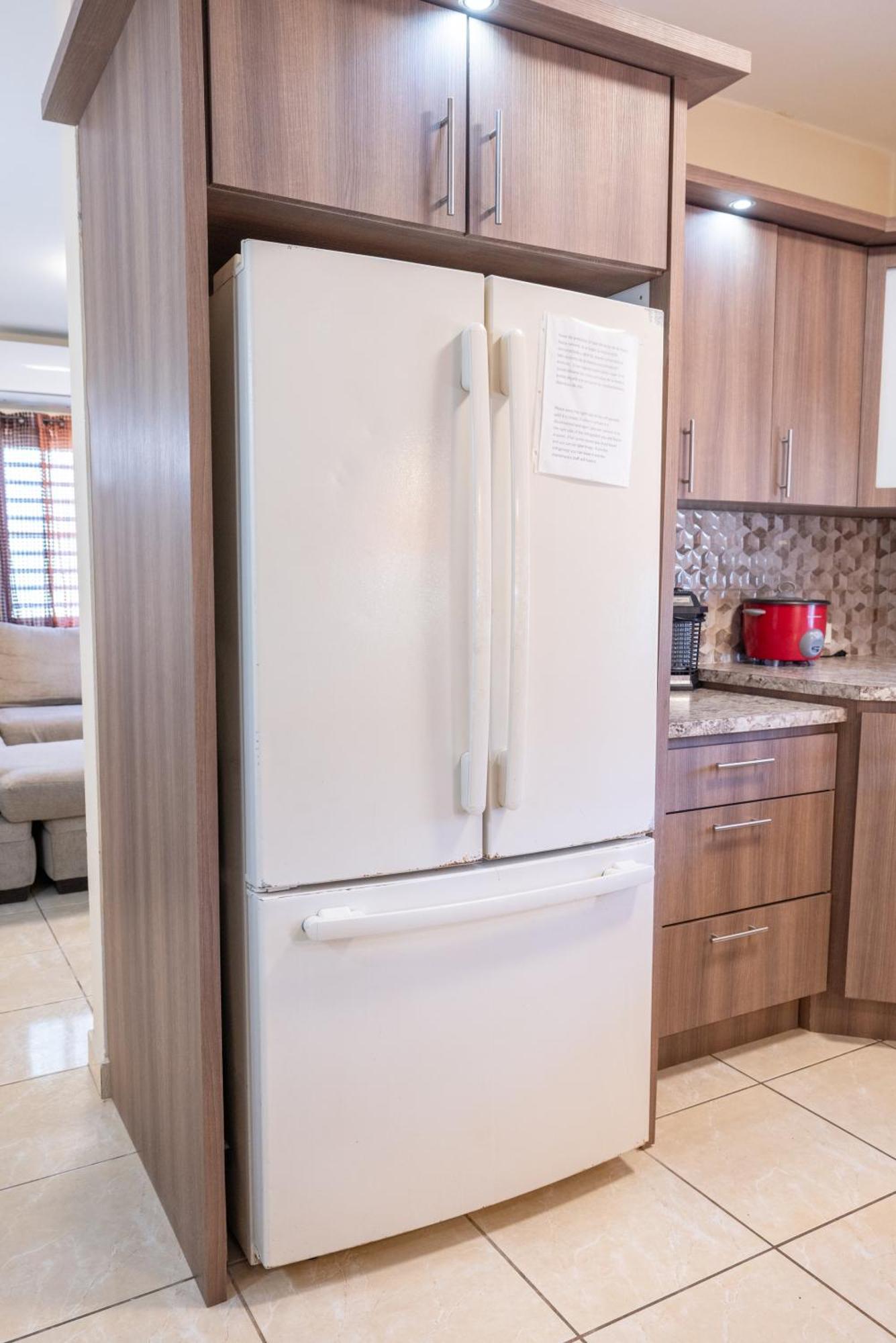 イサベラ Arenales Vacational Houseヴィラ エクステリア 写真