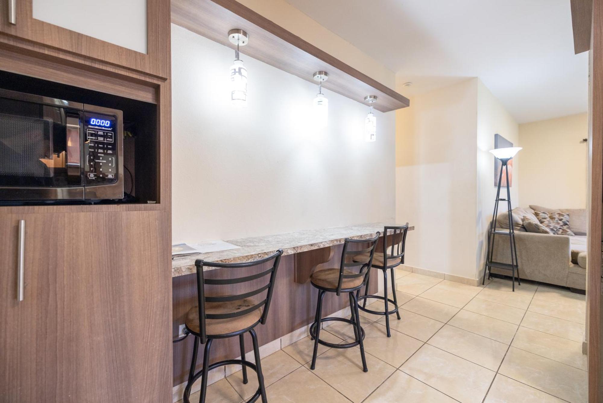 イサベラ Arenales Vacational Houseヴィラ エクステリア 写真