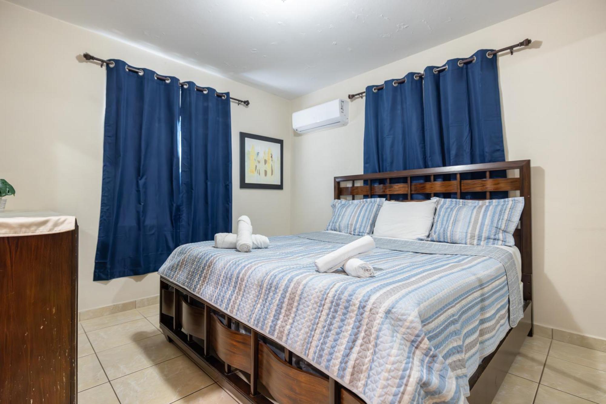 イサベラ Arenales Vacational Houseヴィラ エクステリア 写真