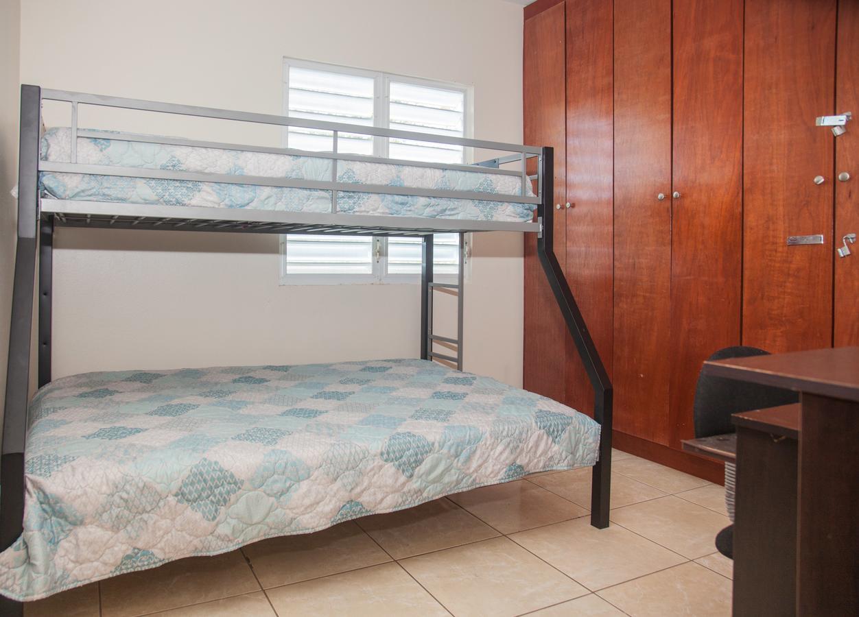 イサベラ Arenales Vacational Houseヴィラ エクステリア 写真